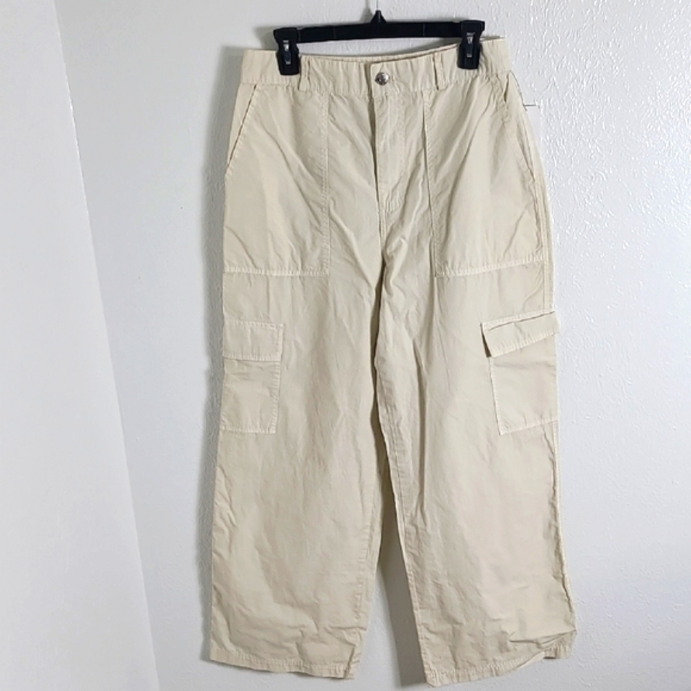 Calvin Klein Wide Leg Cream Cargo Pants, Size 8, NWT
